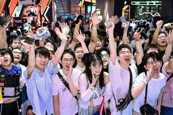 Built by gamers. Powered by passion. Fueled by the community.(图4) Built by gamers. Powered by passion. Fueled by the community.(图4)