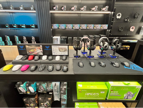 AULA Experience Center Thailand Is Officially Open – Explore Premium Gaming Gear & Mechanical Keyboards(图8) AULA Experience Center Thailand Is Officially Open – Explore Premium Gaming Gear & Mechanical Keyboards(图8)